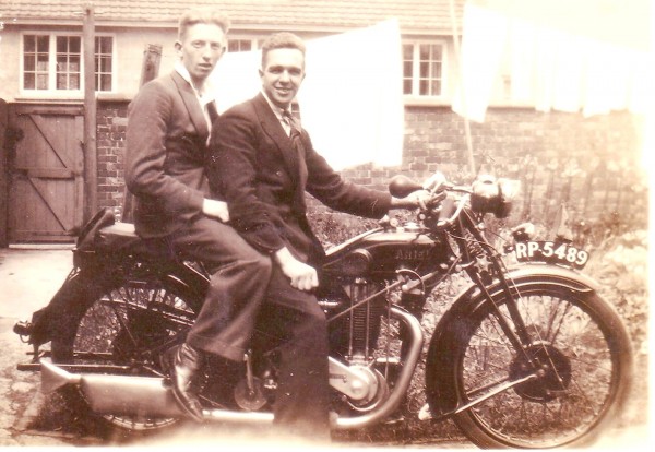 grandfather smith and chum on his Ariel 1929 crop image.jpg