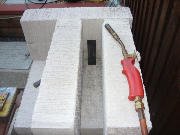 Hearth made from Thermalite blocks