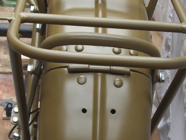 Faux rivets