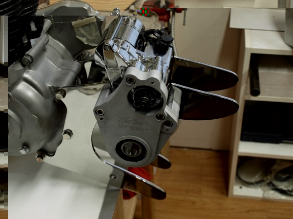 Old Britts starter on Featherbed with sloping eng.