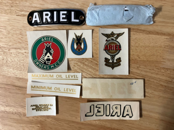 Ariel Badges_Transfers.jpg