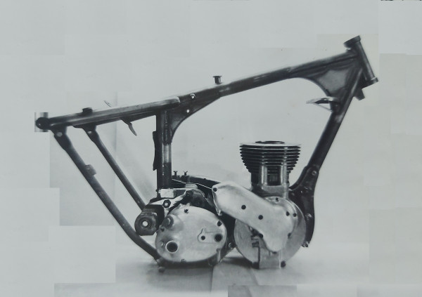 Ariel HT 1990 (2).jpg