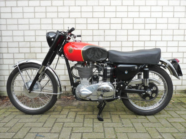 ARIEL HS MkIII 1957 small (3).jpg