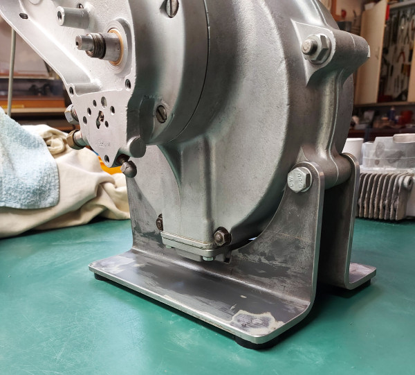 ariel engine stand  (1).jpg