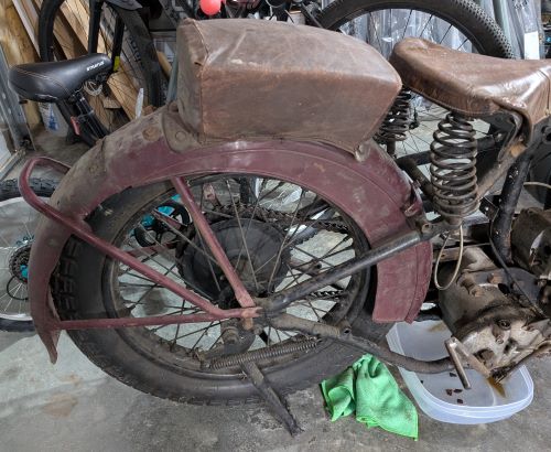 rear fender-small.jpg