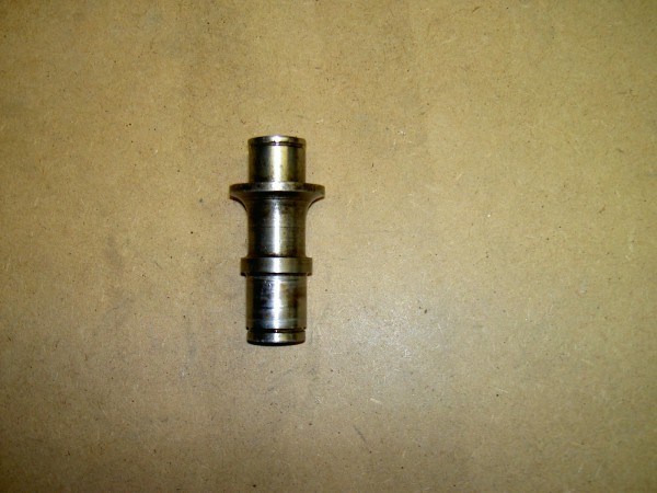 spindle for rear sprocket
