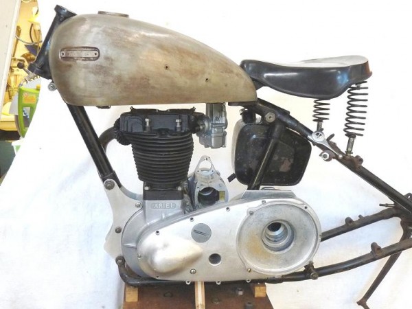 no, this is the drive side, other one the timng side (....)